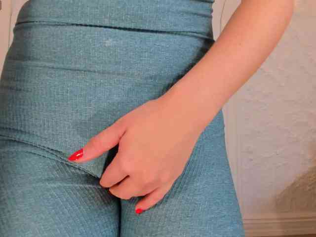 RebeccaHudson webcam