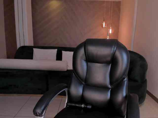 RebeccaHudson webcam