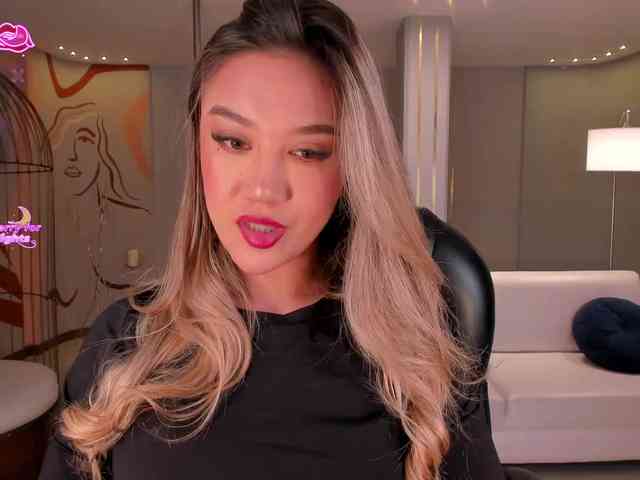 RebeccaHudson webcam