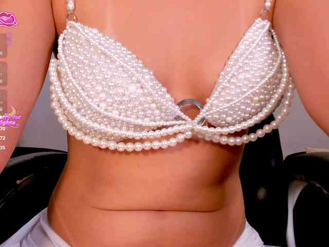 RebeccaHudson webcam