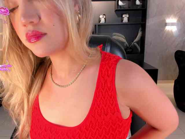 RebeccaHudson webcam