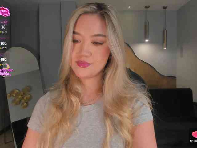 RebeccaHudson webcam