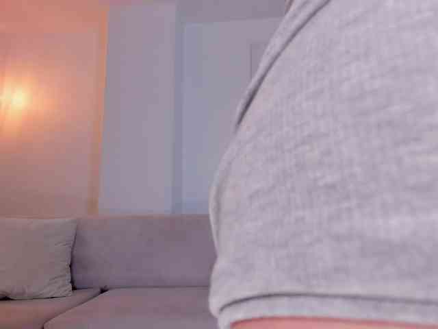 RebeccaHudson webcam