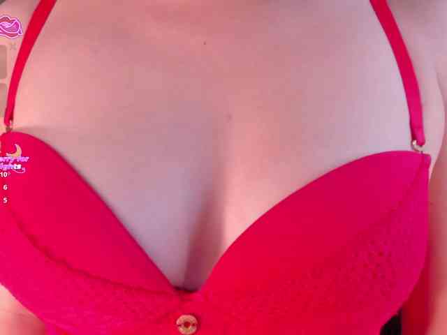 RebeccaHudson webcam