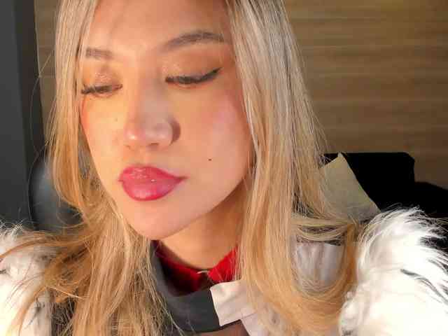 RebeccaHudson webcam