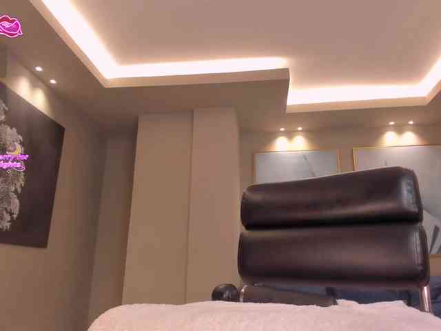 RebeccaHudson webcam