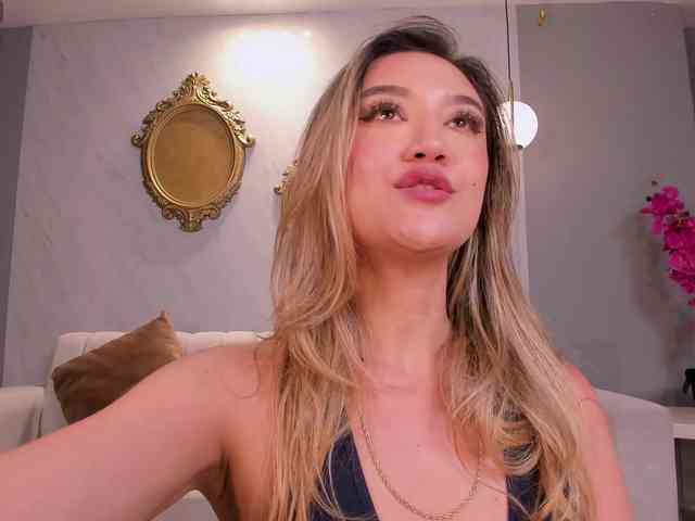 RebeccaHudson webcam