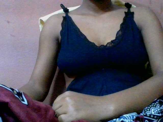 lydia11 live cam on BongaCams