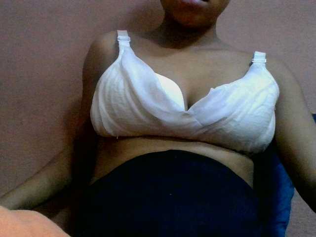 lydia11 live cam on BongaCams