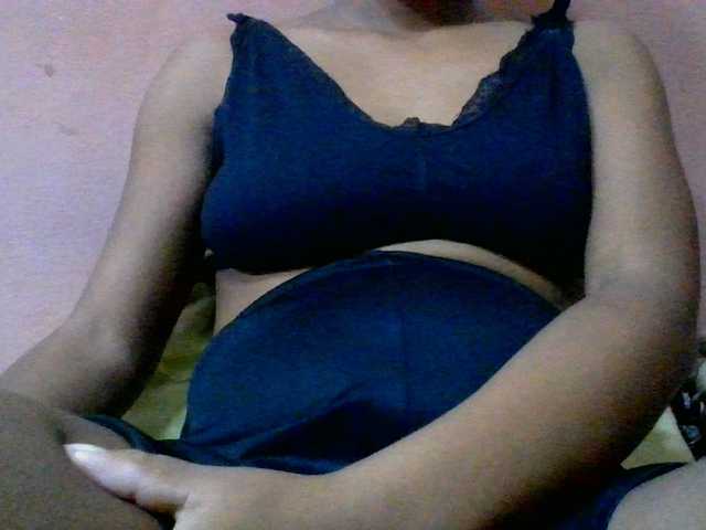 lydia11 live cam on BongaCams