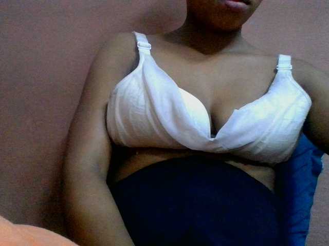 lydia11 live cam on BongaCams