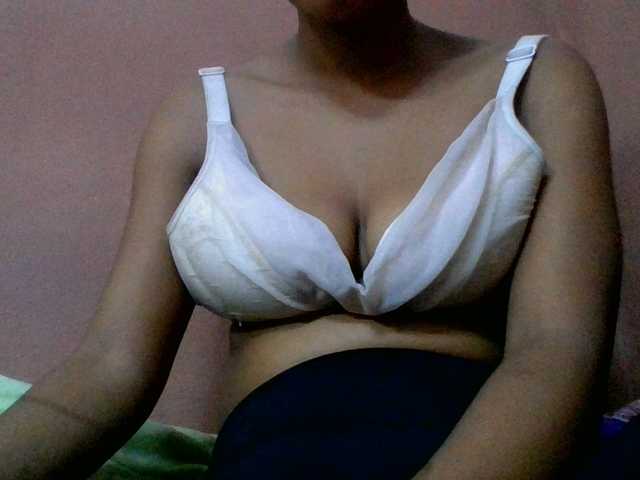 lydia11 live cam on BongaCams