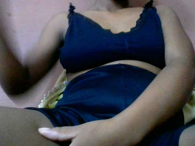 lydia11 live cam on BongaCams