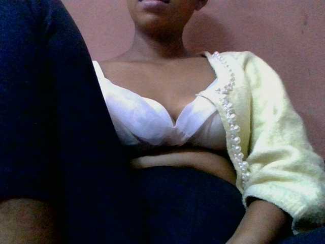 lydia11 live cam on BongaCams