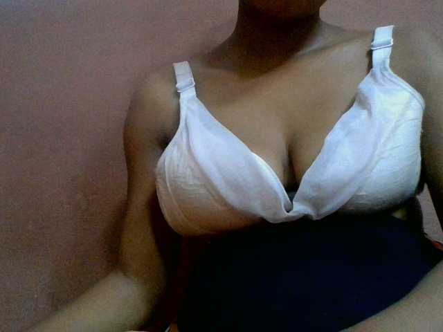 lydia11 live cam on BongaCams
