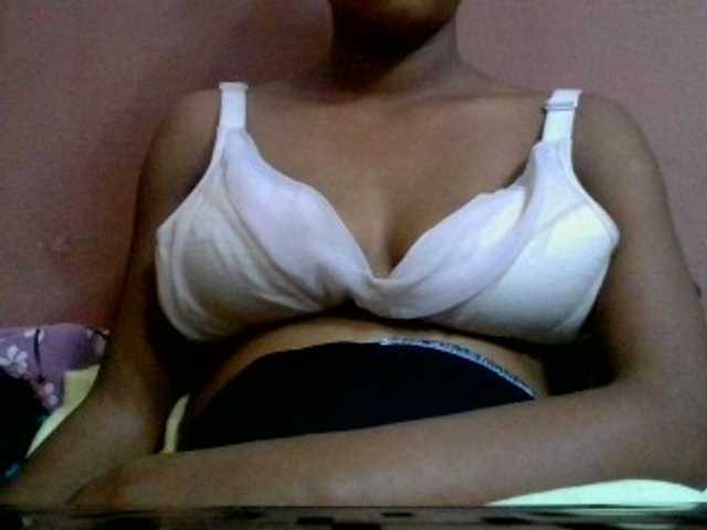 lydia11 live cam on BongaCams
