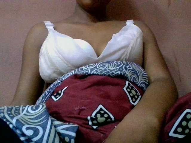 lydia11 live cam on BongaCams
