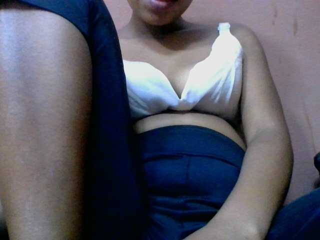 lydia11 live cam on BongaCams