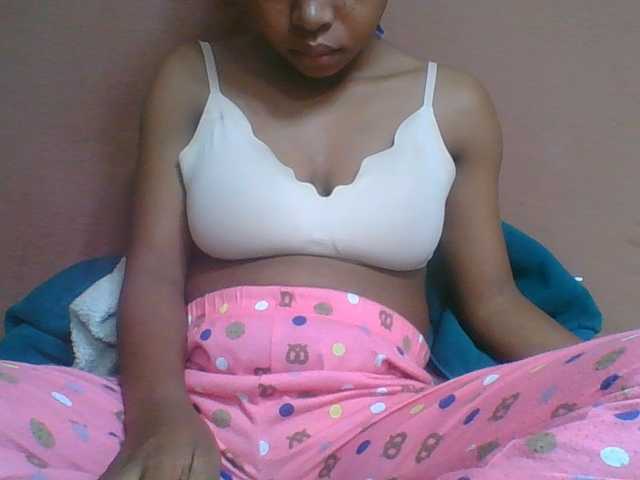 lydia11 live cam on BongaCams