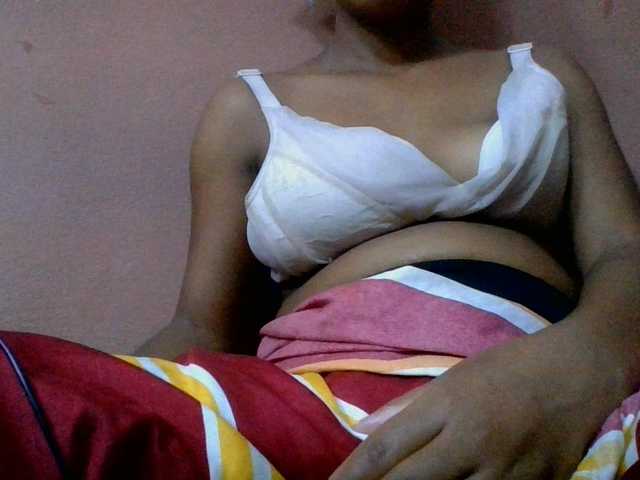 lydia11 live cam on BongaCams