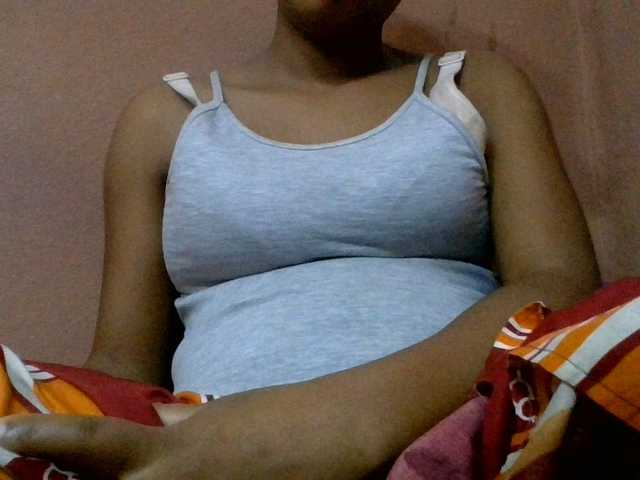lydia11 live cam on BongaCams