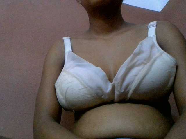 lydia11 live cam on BongaCams