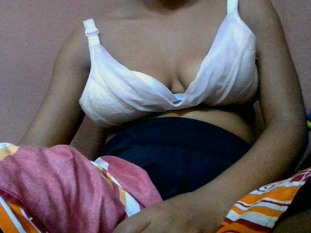 lydia11 live cam on BongaCams