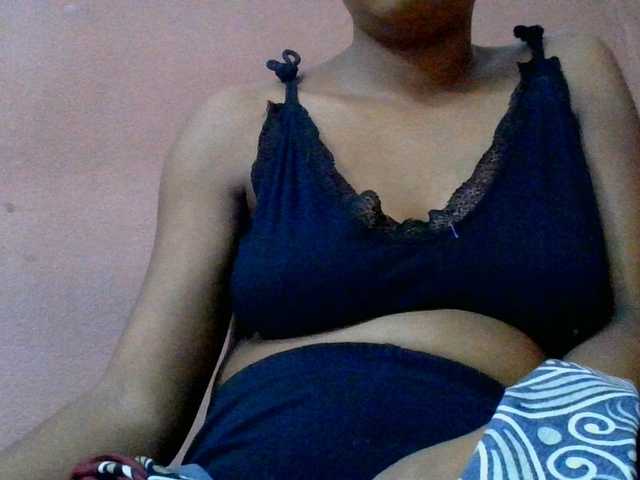 lydia11 live cam on BongaCams
