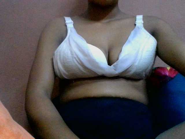 lydia11 live cam on BongaCams
