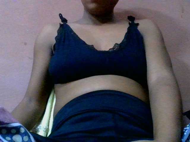 lydia11 live cam on BongaCams