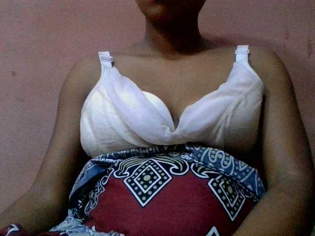 lydia11 live cam on BongaCams