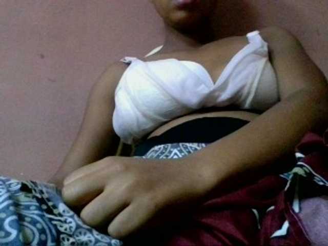 lydia11 live cam on BongaCams