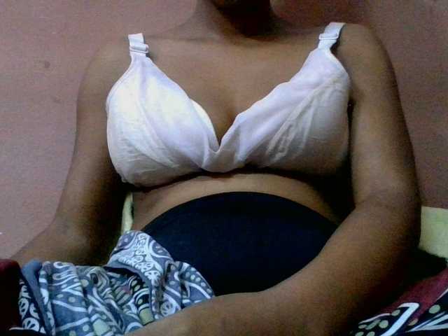 lydia11 live cam on BongaCams