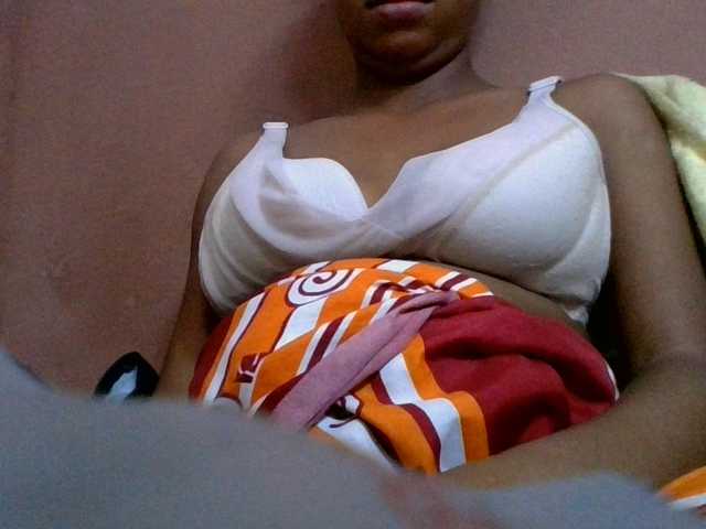 lydia11 live cam on BongaCams