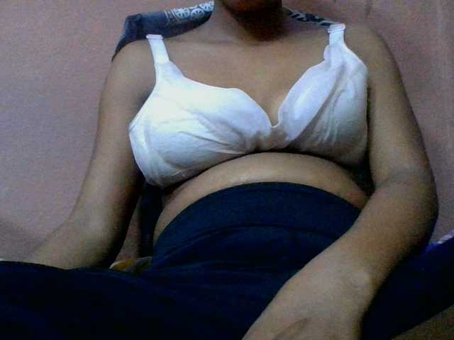 lydia11 live cam on BongaCams