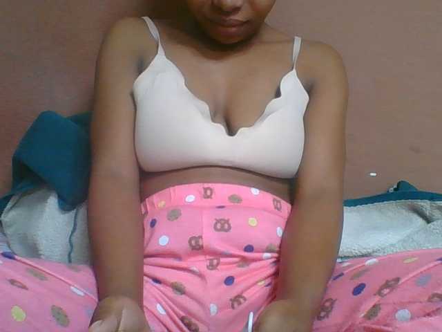 lydia11 live cam on BongaCams