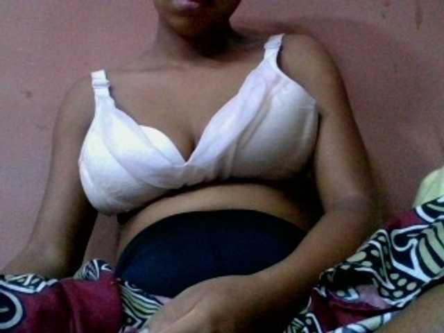 lydia11 live cam on BongaCams