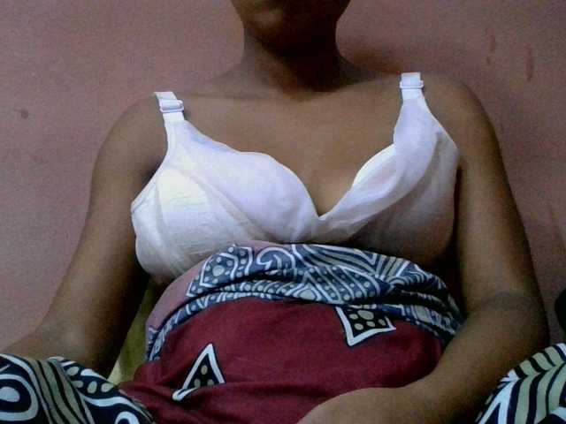 lydia11 live cam on BongaCams