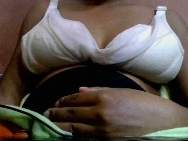lydia11 live cam on BongaCams