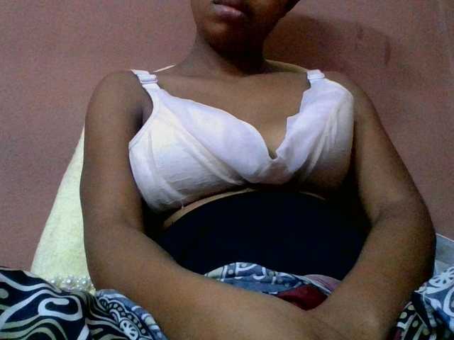 lydia11 live cam on BongaCams