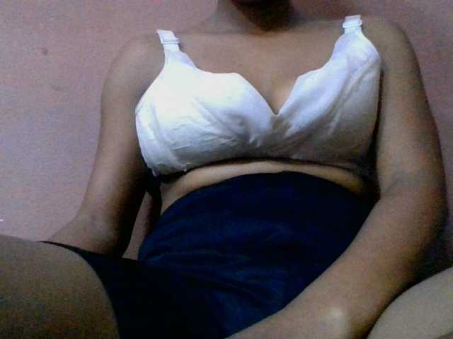 lydia11 live cam on BongaCams