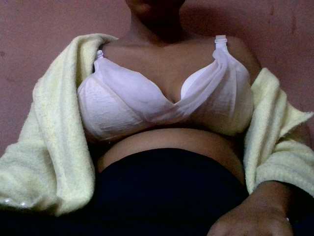 lydia11 live cam on BongaCams