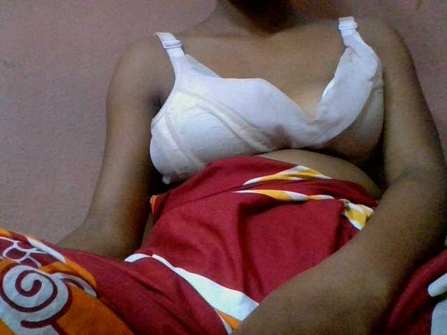 lydia11 live cam on BongaCams