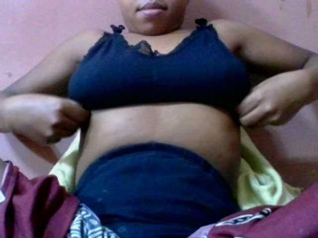 lydia11 live cam on BongaCams