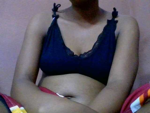 lydia11 live cam on BongaCams