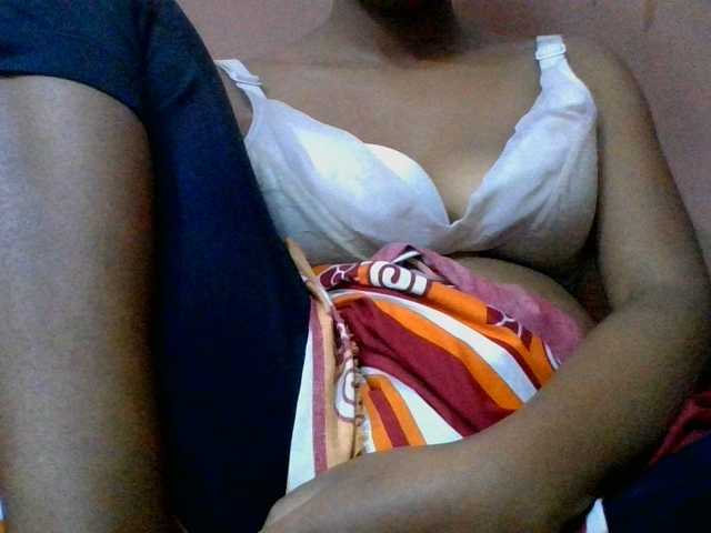 lydia11 live cam on BongaCams