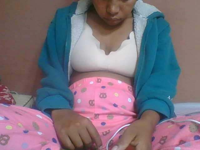 lydia11 live cam on BongaCams