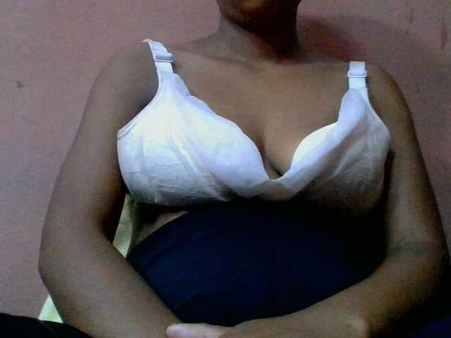 lydia11 live cam on BongaCams