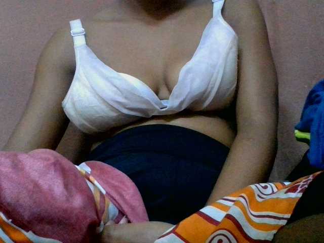 lydia11 live cam on BongaCams