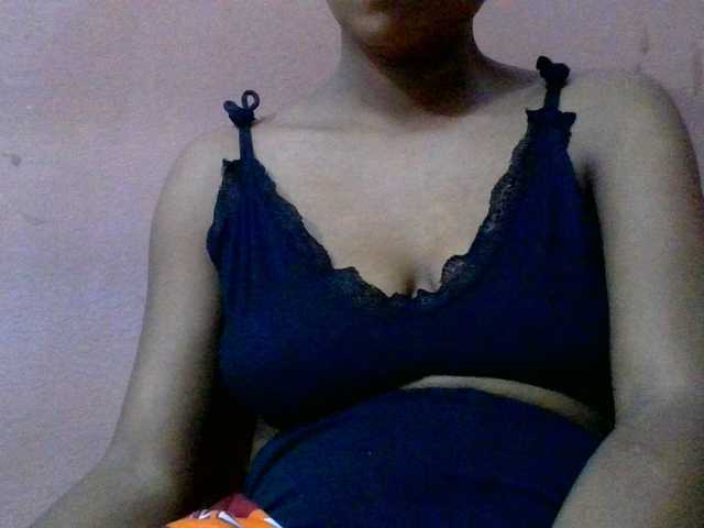 lydia11 live cam on BongaCams